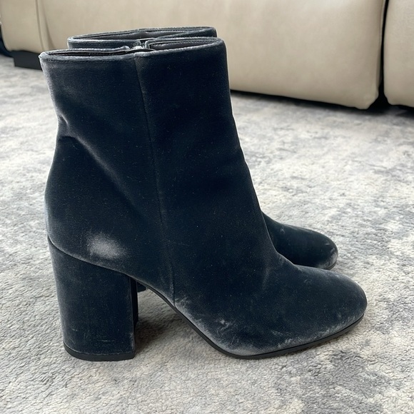 New Gianvito Rossi Joelle Velvet Ankle Boots Pewter Silver Gray Sz 35.5 - Picture 4 of 15